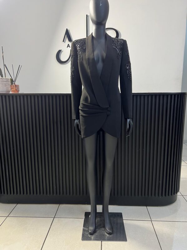 Relo Black Blazer
